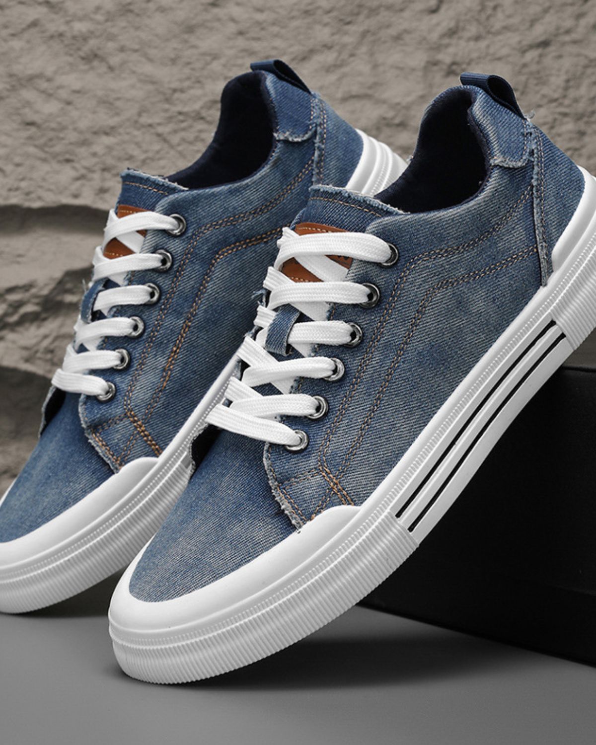 William - Casual Sneakers for Men