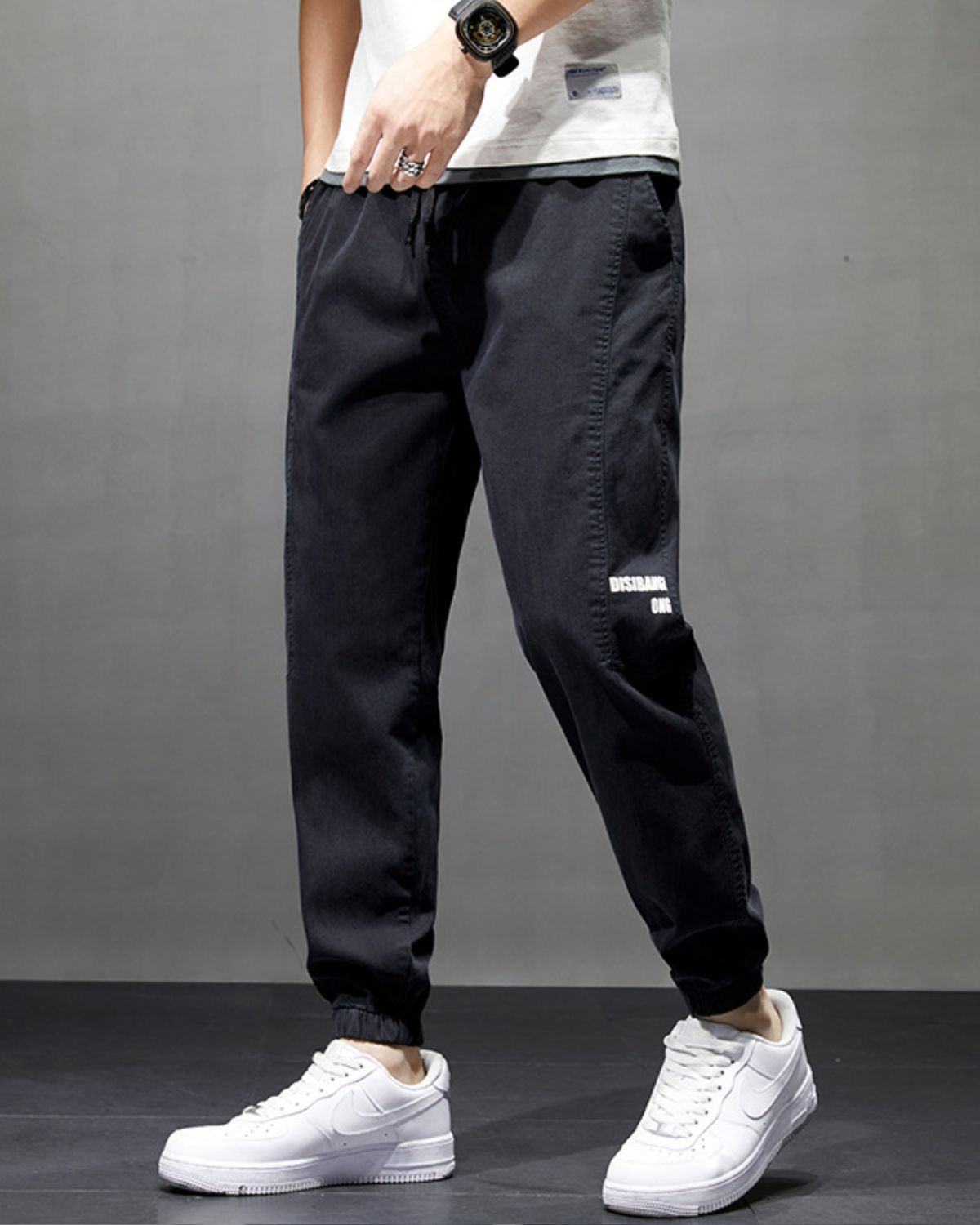 Noah - Stylish Straight Jeans for Men