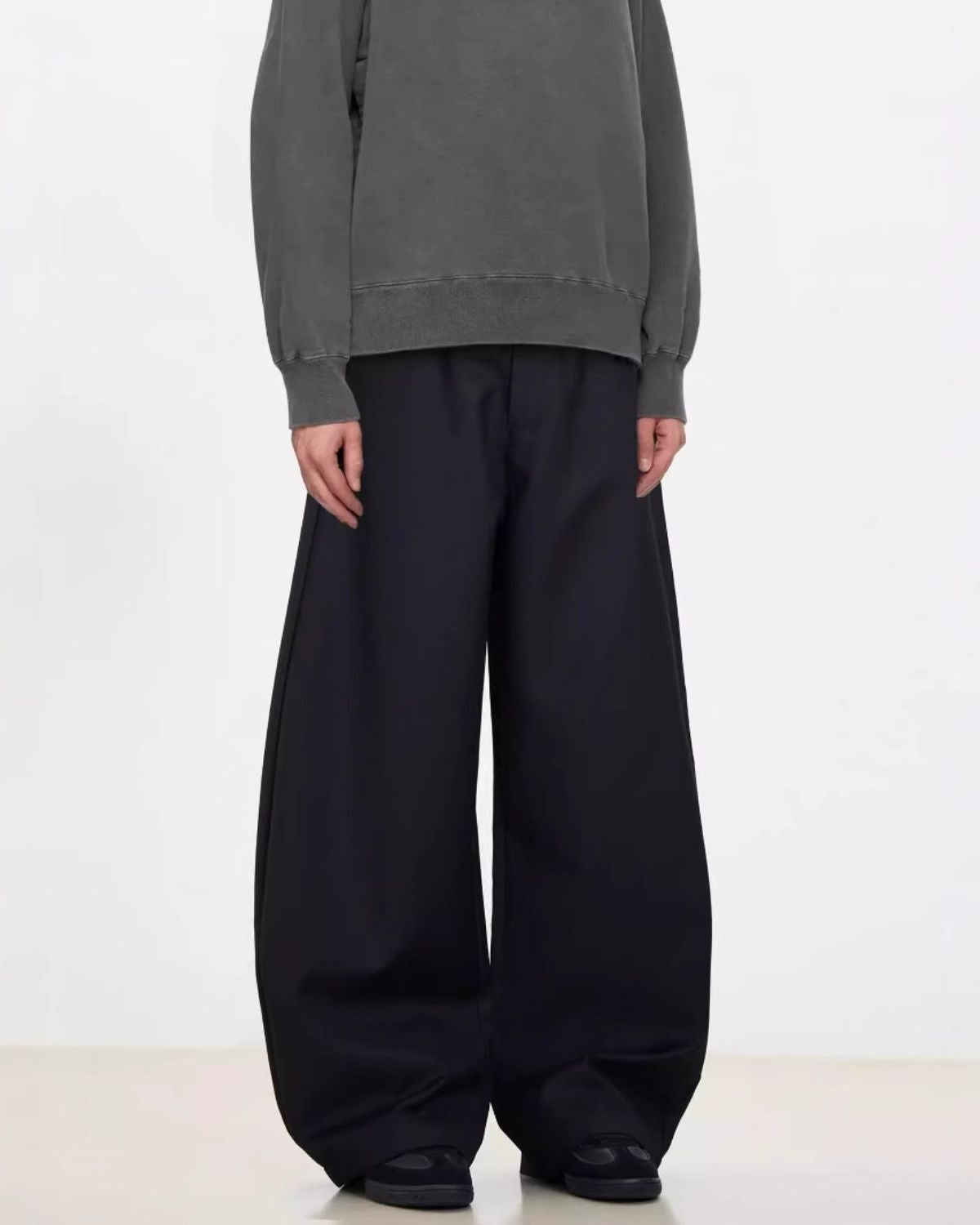 Aljur - Relaxed High-Waist Wide-Leg Trousers for Men