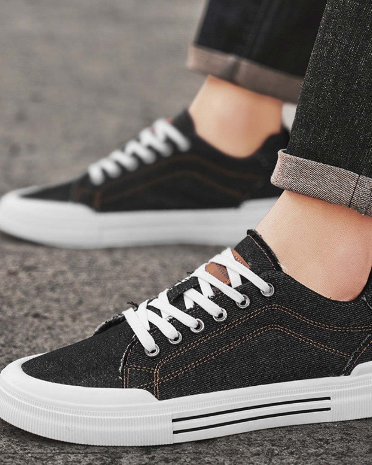 William - Casual Sneakers for Men